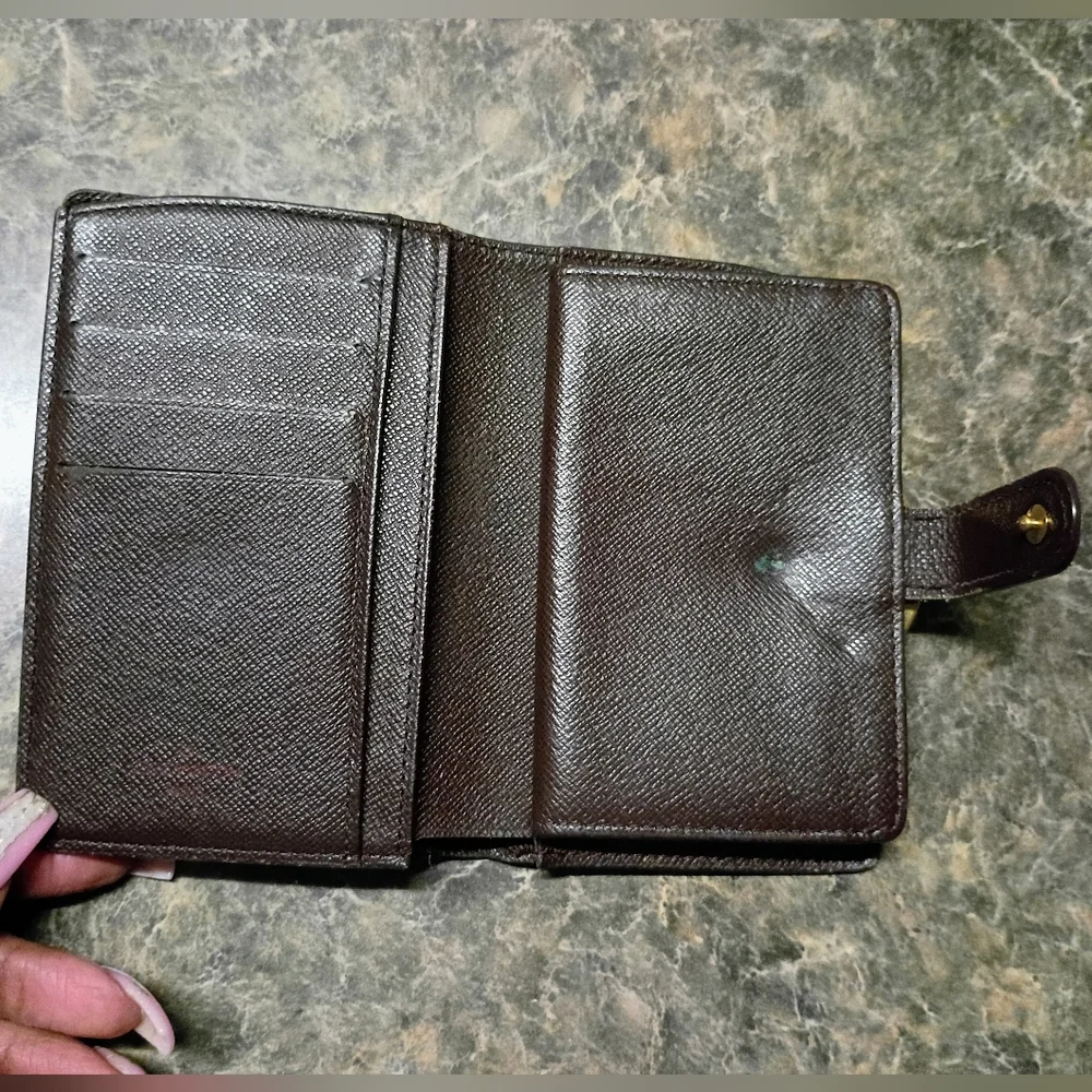 Authentic Louis Vuitton Brown Portefeuille Viennois  Damier Ebène Wallet 🤎 - Picture 4 of 13